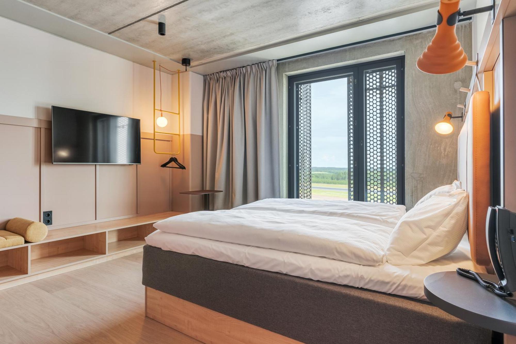 Comfort Hotel Helsinki Airport Vantaa Bagian luar foto